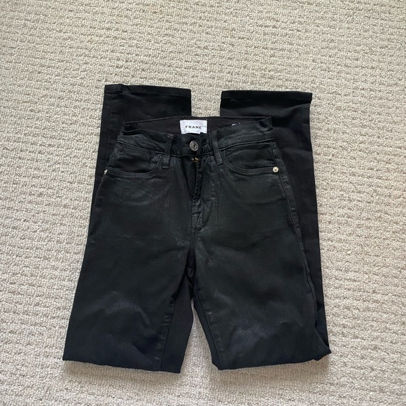 Frame Le High Black Straight Jeans